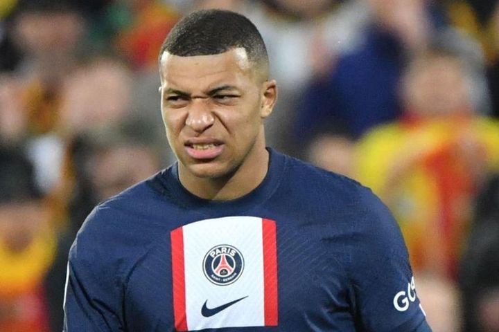 PSG thua trận đầu tại Ligue 1 mùa này