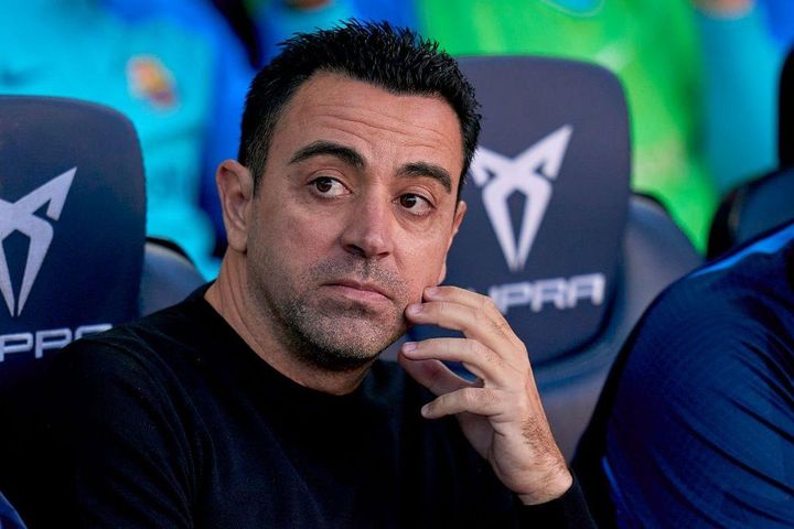 Xavi trừng phạt cầu thủ Barca