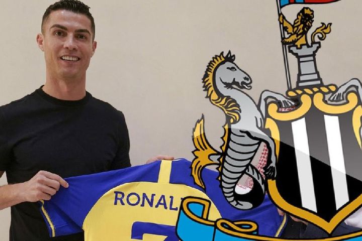 Ronaldo cài điều khoản gia nhập Newcastle đấu MU ngay năm nay