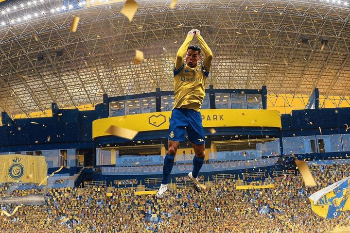 Cristiano Ronaldo tới Riyadh để chuẩn bị gia nhập Al Nassr