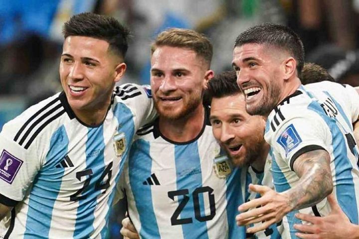 Đàn em Messi trốn tập sau World Cup, sắp về Chelsea giá 112 triệu bảng