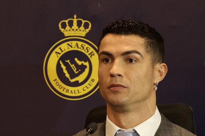 Ronaldo bị chế nhạo vì phát biểu nhầm