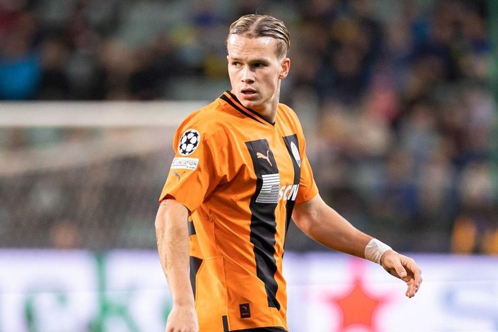 Chelsea muốn nẫng tay trên mục tiêu của Arsenal