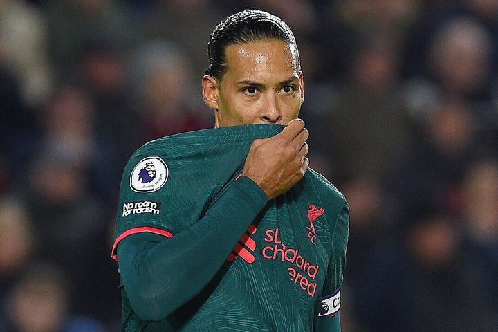 Van Dijk nguy cơ nghỉ thi đấu dài hạn
