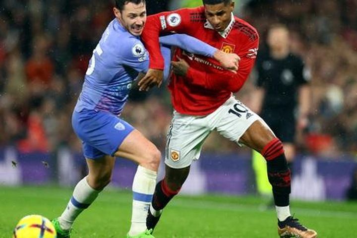 Thắng tưng bừng Bournemouth, Man United đại náo Top 3