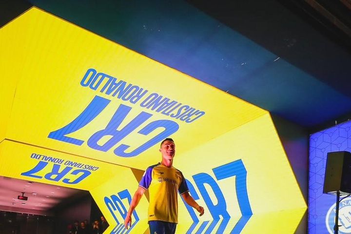 CLB Al Nassr chào đón Ronaldo