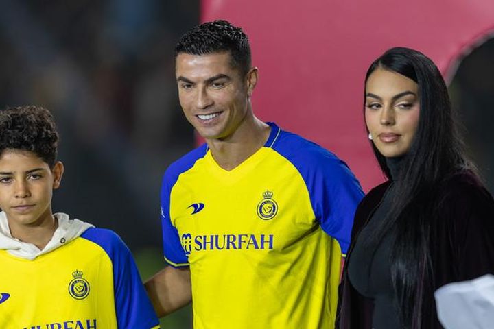 Khoảnh khắc Ronaldo nói nhầm Saudi Arabia thành Nam Phi