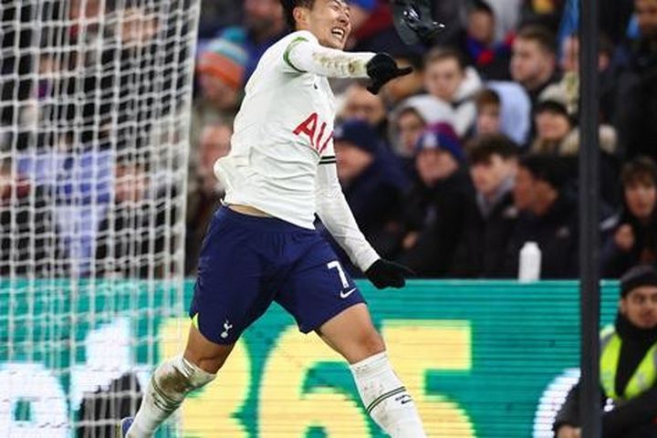 Bùng nổ trận derby London, Tottenham trở lại cuộc đua Top 4