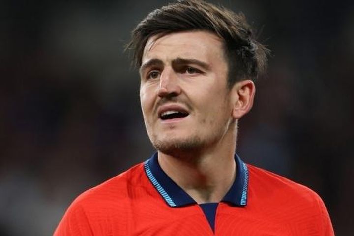 Chuyển nhượng cầu thủ ngày 5/1: MU giữ Harry Maguire và tính bổ sung thủ môn Jack Butland; khả năng Barca bán Ansu Fati