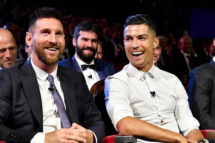 Messi sắp soán ngôi Ronaldo, trở thành 'Vua kiếm tiền' mạng xã hội
