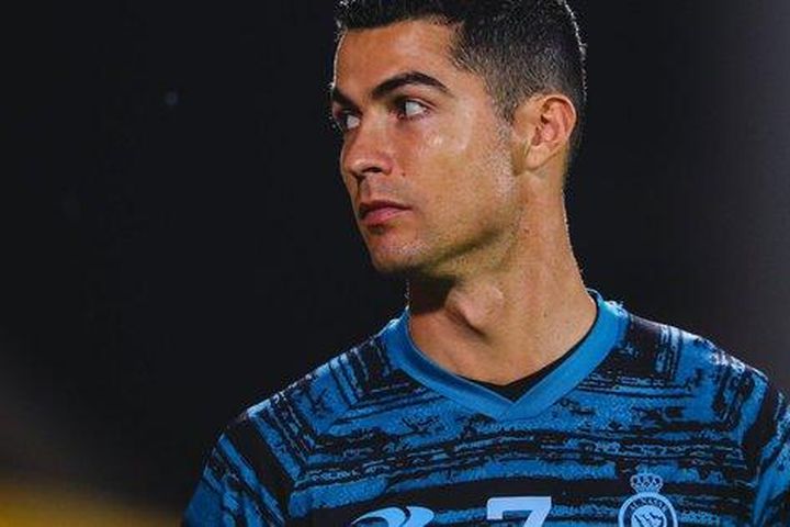 Thêm lý do khiến Ronaldo không được thi đấu dù đã ký hợp đồng với Al-Nassr