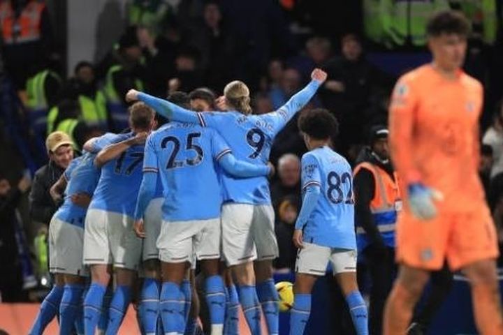Quyết định hợp lý của Pep giúp Man City hạ gục Chelsea tại Stamford Bridge