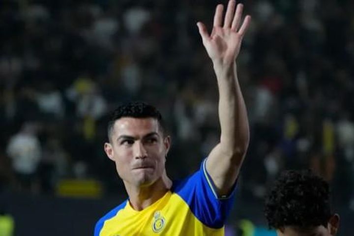 Trận ra mắt Al Nassr của Ronaldo bị hoãn vì mất điện
