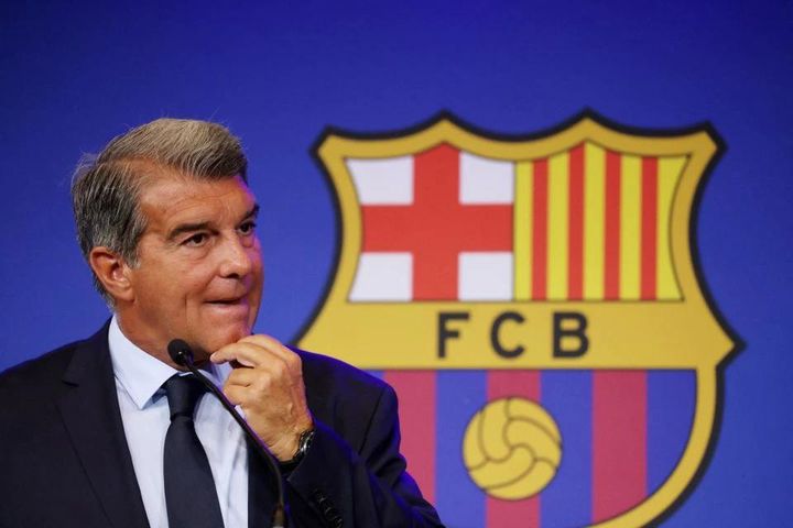 Chủ tịch Barcelona đề cập tới khả năng tổ chức European Super League