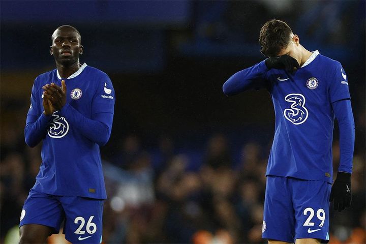 Chelsea khủng hoảng nghiêm trọng