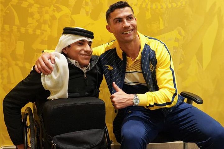Ronaldo khoe thân hình hoàn hảo, ăn mừng CLB mới Al Nassr thắng trận