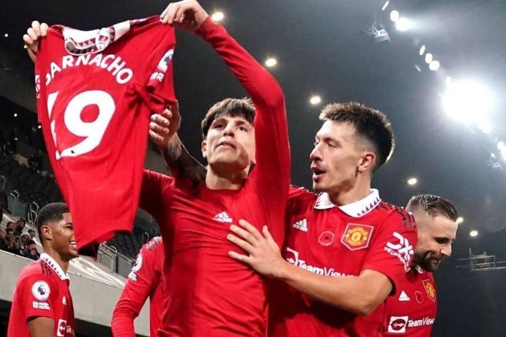 Man United đề nghị Garnacho hợp đồng kỷ lục