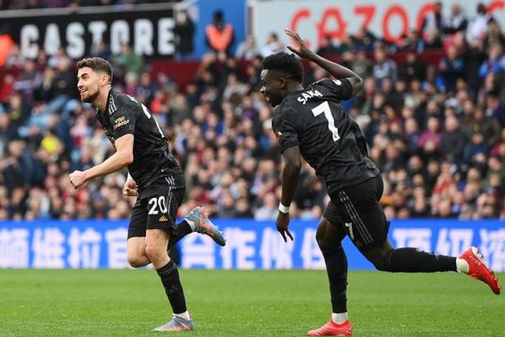 Vòng 24 Ngoại hạng Anh: Arsenal ngược dòng ngoạn mục trên sân Aston Villa