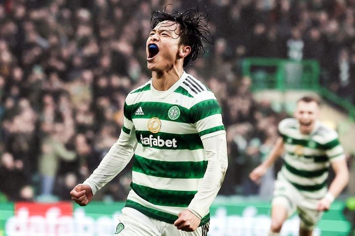 Tiền vệ Nhật Bản tỏa sáng ở Celtic