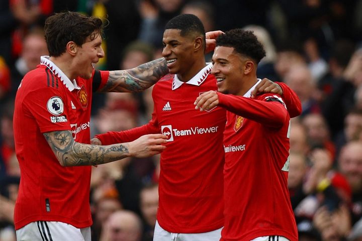 Rashford tỏa sáng, Man United thắng Leicester 3-0