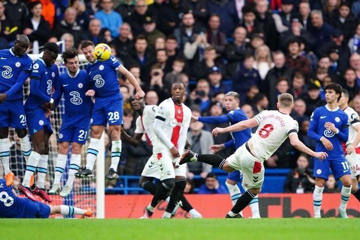 Đội chót bảng vẫn có thể thắng tại Stamford Bridge, HLV Potter không cho mình là vấn đề