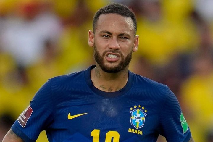 PSG chốt giá bán tiền đạo Neymar