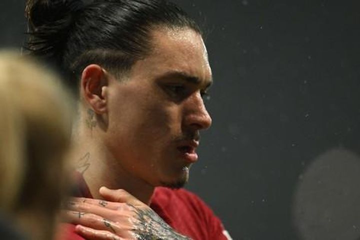 Liverpool trả giá đắt sau chiến thắng trước Newcastle
