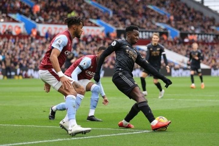 Bảng xếp hạng Ngoại hạng Anh hôm nay ngày 19/2: Arsenal lấy lại ngôi đầu từ Manchester City