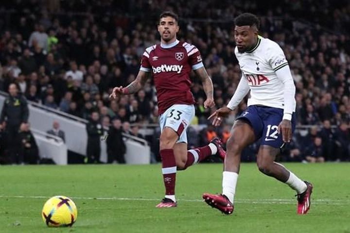 Thắng West Ham, Tottenham lọt top 4 Premier League