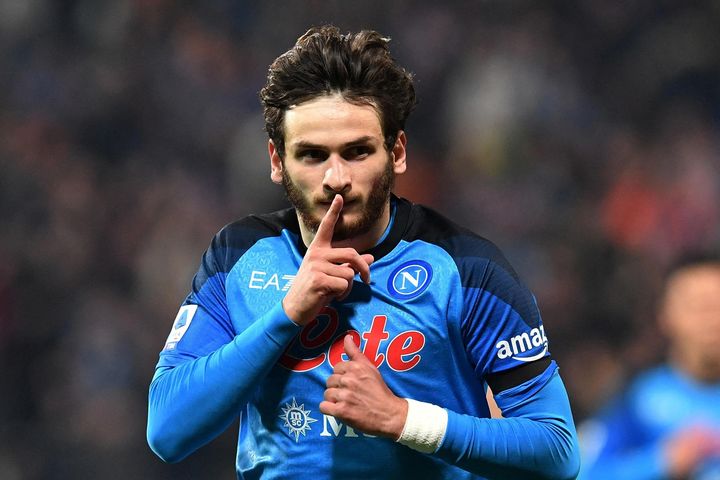 Huyền thoại Milan: 'Napoli mạnh hơn Man City lúc này'