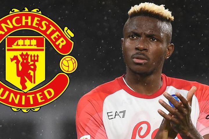 Manchester United hỏi mua Osimhen, PSG hỏi mua Pogba mặc cho tiền vệ này chấn thương