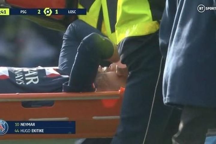 Neymar lại chấn thương nghiêm trọng, có thể bỏ lỡ trận Bayern