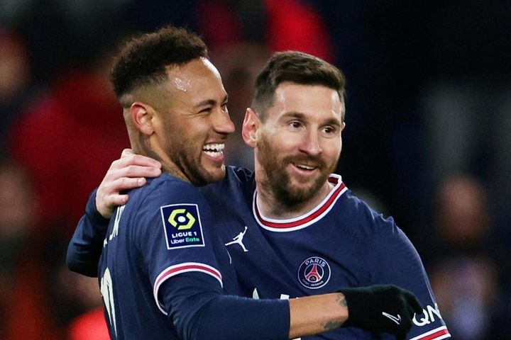 PSG khó giữ Messi vì Neymar