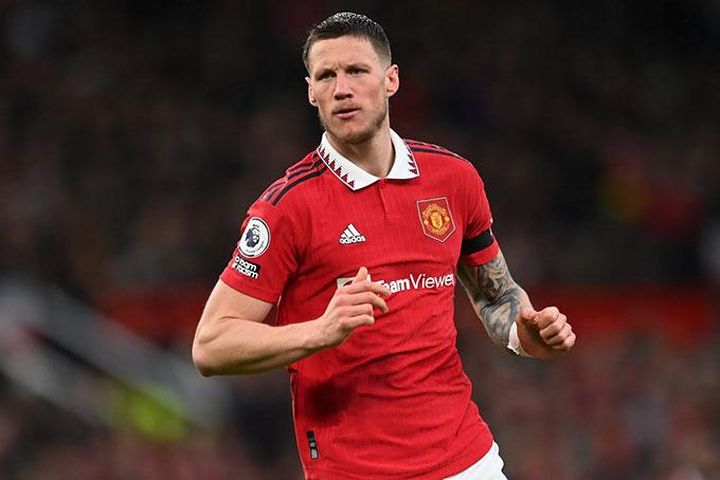 Wout Weghorst, ngon bổ rẻ là đây chứ đâu