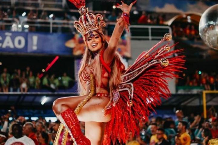 Tin mới nhất bóng đá tối 21/2: Em gái Neymar diện bikini 'bốc lửa'