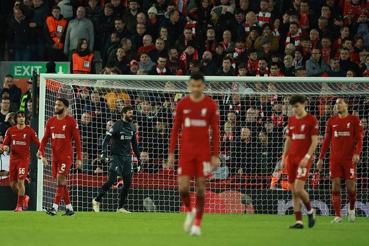 Rio Ferdinand: 'Liverpool đã mất đi sự tự tin'
