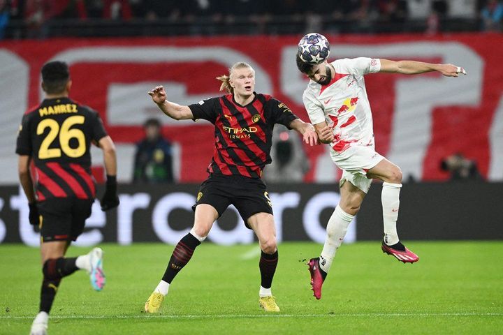 Kết quả cúp C1 hôm nay 23/2: Man City suýt thua, Inter thắng nhọc Porto