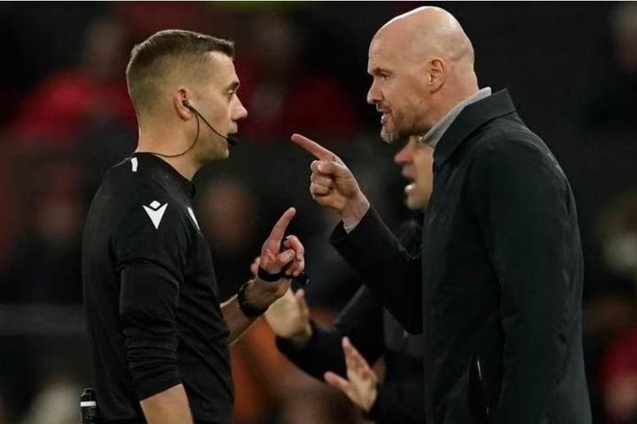 Loại Barcelona, Ten Hag tuyên bố: 'MU có thể đánh bại bất kỳ ai'