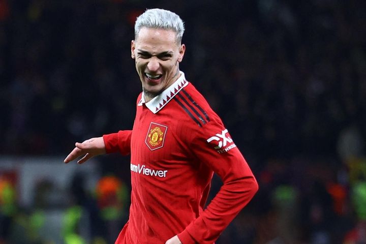 Ngược dòng hạ Barca, MU vào vòng 16 đội Europa League