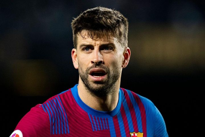 Pique: Barca như một đống đổ nát