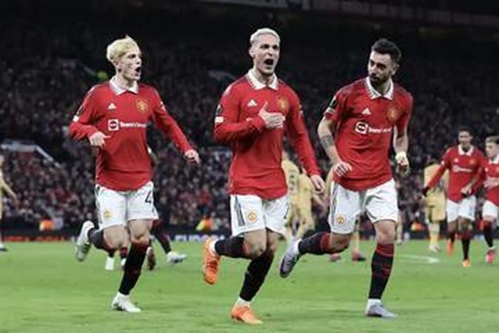 Video highlights Man Utd - Barca ở vòng play-off Europa League