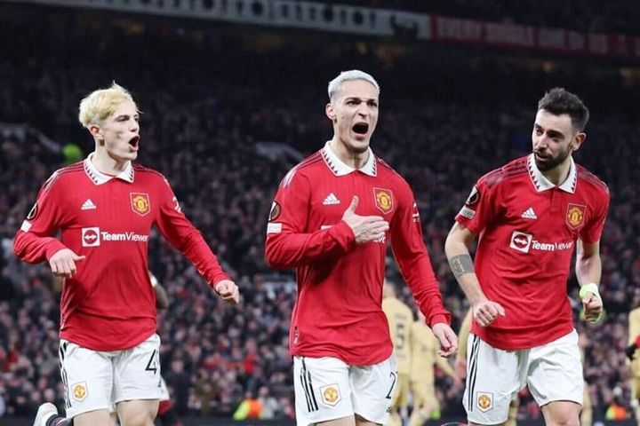 Europa League: Man.United loại Barca, cùng Juve, Roma đi tiếp vào vòng 1/8