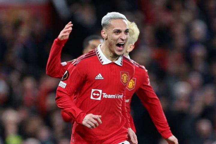 MU thắng ngược Barca, được đặt cửa vô địch Europa League như thế nào?