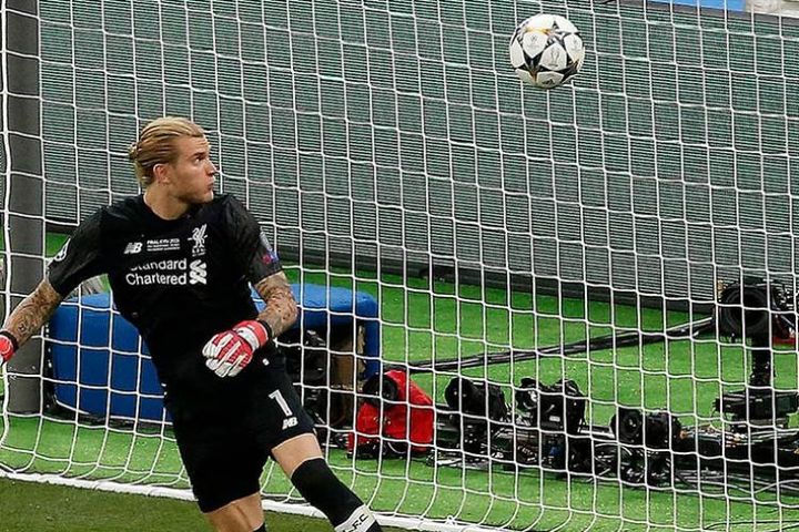 HLV Newcastle chấp nhận Nick Pope bị treo giò, tin Karius sẽ 'khóa van' MU đoạt League Cup