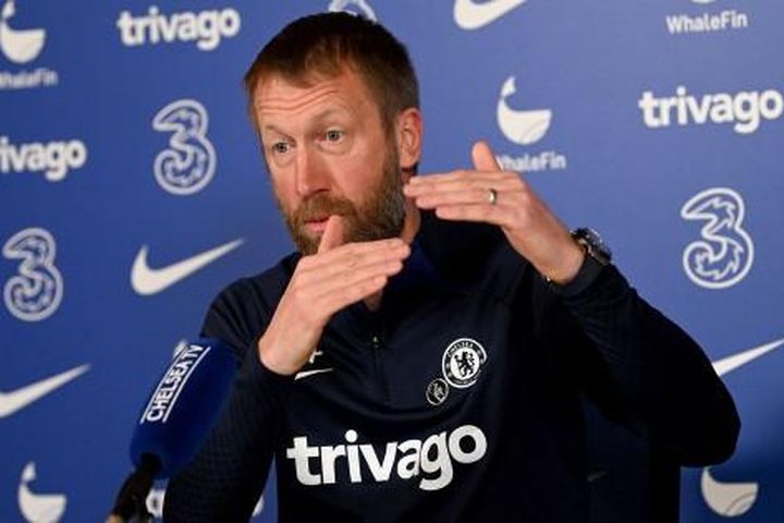 Gia đình HLV Potter bị người hâm mộ Chelsea dọa giết