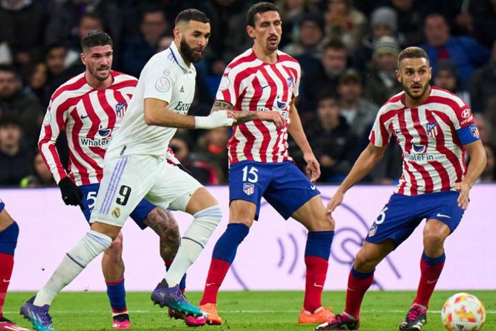 Soi trận HOT hôm nay: Rực lửa derby Madrid, Liverpool đi tìm lại niềm vui