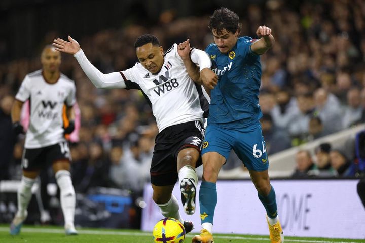 Kết quả Ngoại hạng Anh hôm nay 25/2: Fulham lỡ cơ hội áp sát tốp 4
