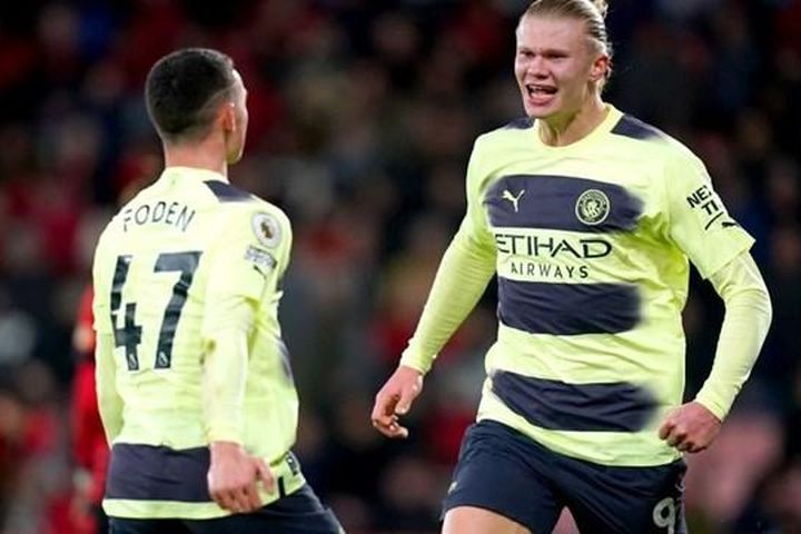 Thắng Bournemouth, Man City vẫn kém Arsenal hai điểm