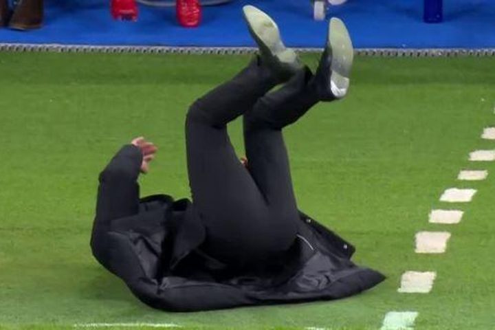 Phản ứng của HLV Simeone trong ngày Atletico ngáng đường Real Madrid