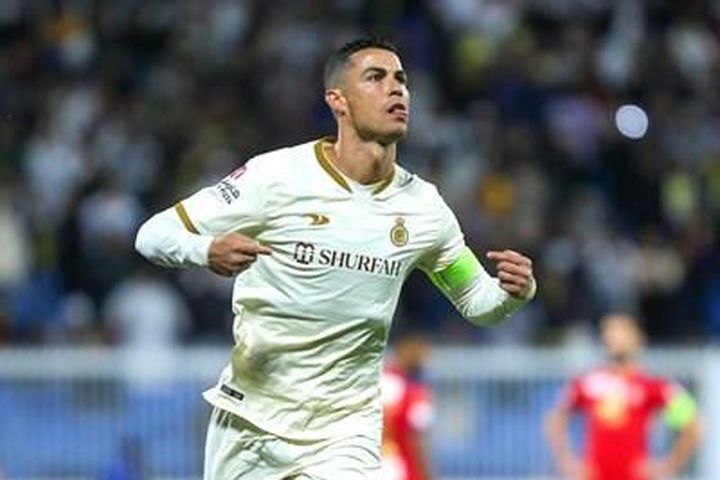Ronaldo lập hat-trick trong chiến thắng 3-0 của Al Nassr